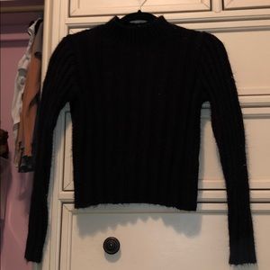 Ribbed slight  turtleneck